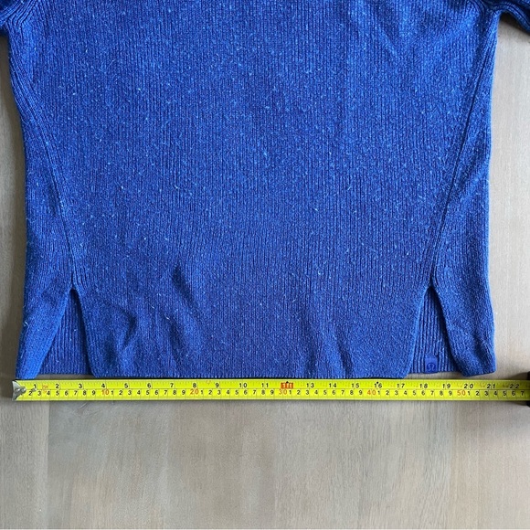 lululemon Merino Wool Blend Ribbed Blue Crew Neck Sweater - Picture 11 of 11
